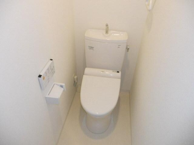 物件内観写真7　(★温水洗浄便座付きトイレ★)