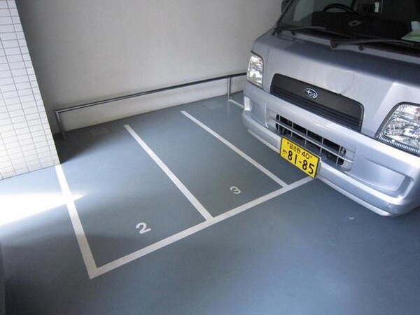 駐車場(バイク置場)