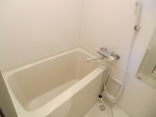 物件内観写真5　(☆ゆったりとくつろげるバス☆)