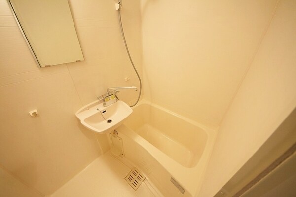 バス／シャワールーム等(★バスルーム★)