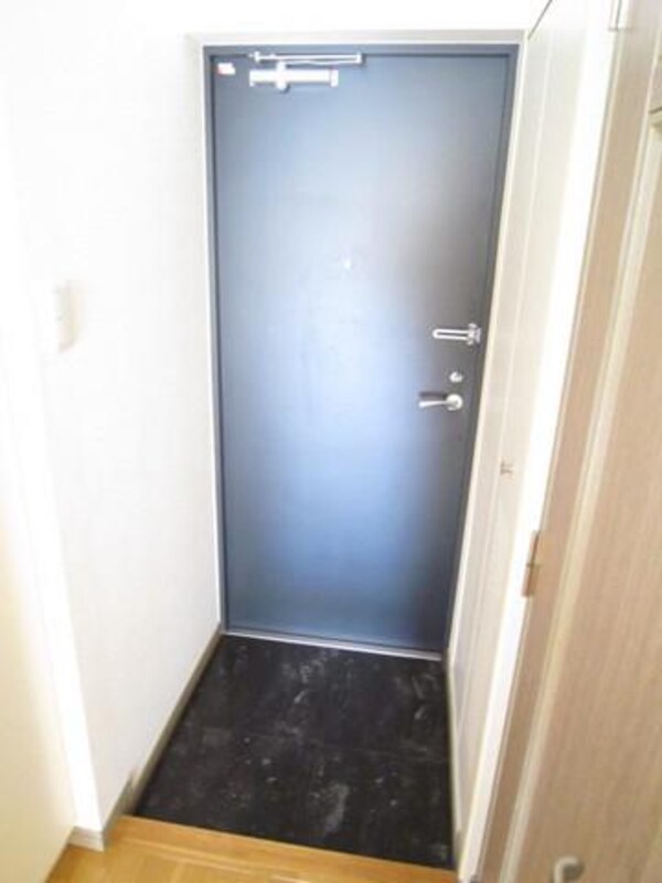 玄関(別部屋参考写真)