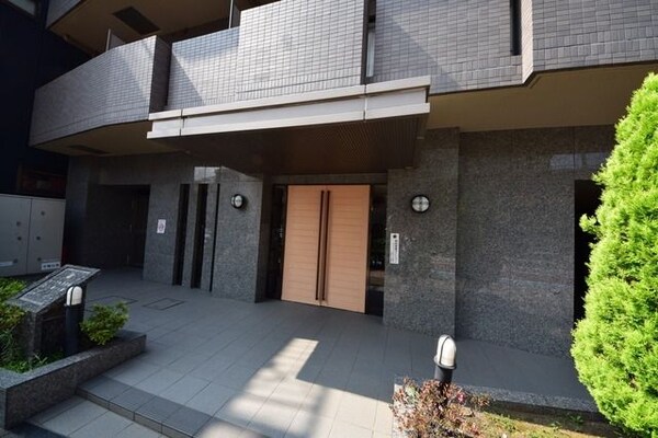 エントランス(★立派なエントランス★)