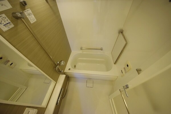 バス／シャワールーム等(バスルーム)