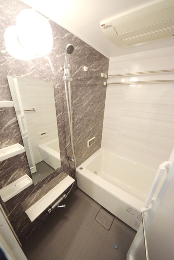 バス／シャワールーム等