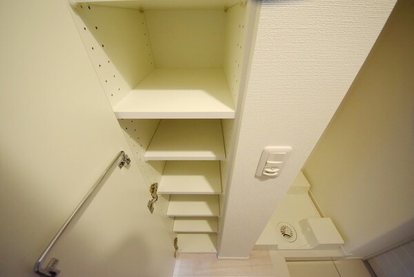 玄関(シューズボックス)