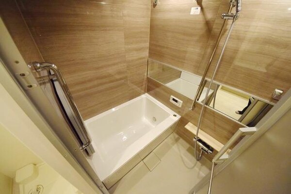 バス／シャワールーム等(別部屋参考写真)