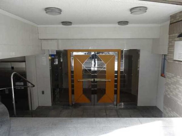 エントランス(エントランス)