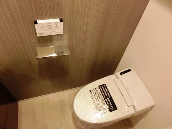 トイレ(シャワートイレ)