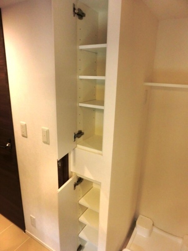 設備(収納スペース)