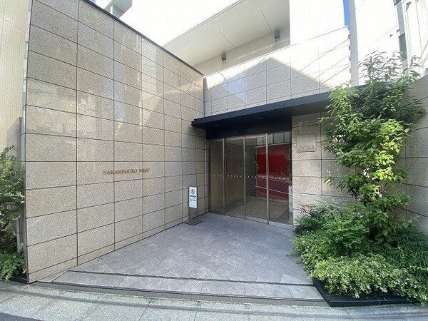 エントランス(【初期費用分割・クレカ対応】一都三県のお部屋探しは2025…)