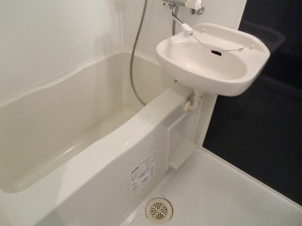 バス／シャワールーム等(★清潔感のあるバスルーム★)