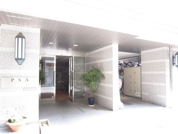 エントランス(外観)