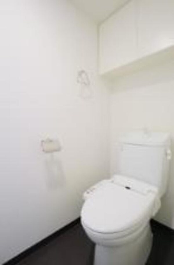 トイレ(お部屋探しは株式会社　タウンハウジング　までお気軽にお問合…)