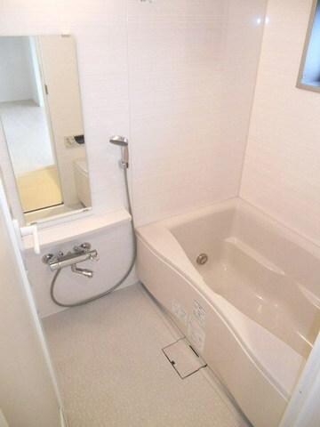 物件内観写真6　(★追焚き・浴室乾燥付きのバスルーム★)