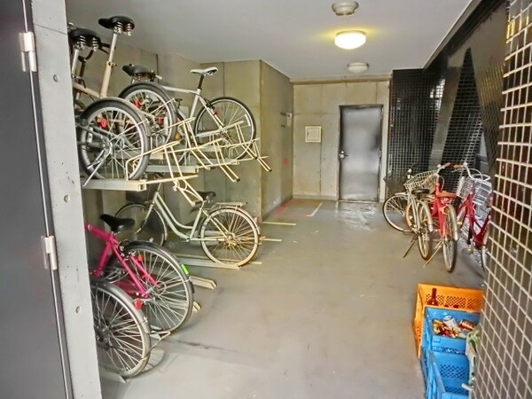 共有部分(★敷地内屋根付駐輪スペース★)