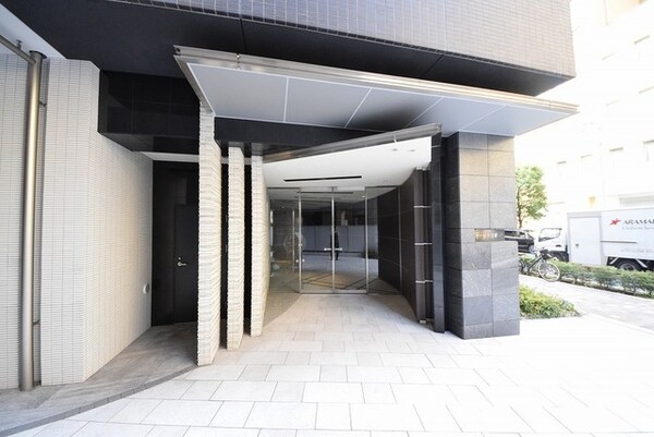 エントランス(お問合せは(株)タウンハウジングレジデンス事業部までお問合…)