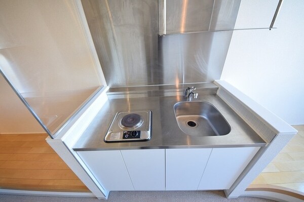 キッチン(お問合せは(株)タウンハウジング東京へ)