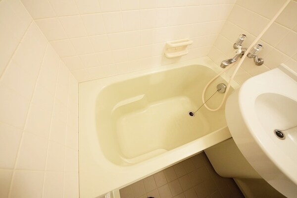 バス／シャワールーム等(お問合せは(株)タウンハウジング東京へ)