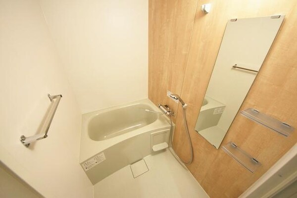 バス／シャワールーム等(バス／シャワールーム等)