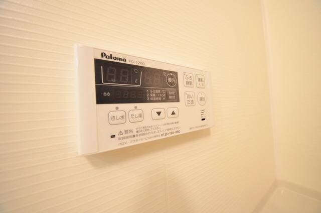 物件内観写真12　(★１Ｋなのに追焚き完備★)