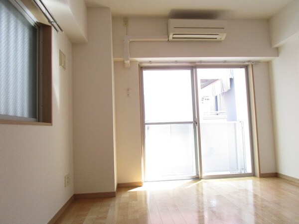 リビング・居室(★明るい洋室★)