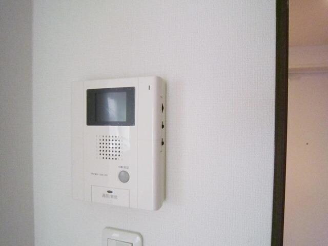 設備(TVモニター付きインターホン)