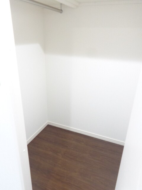 収納(ウォークインクローゼット)