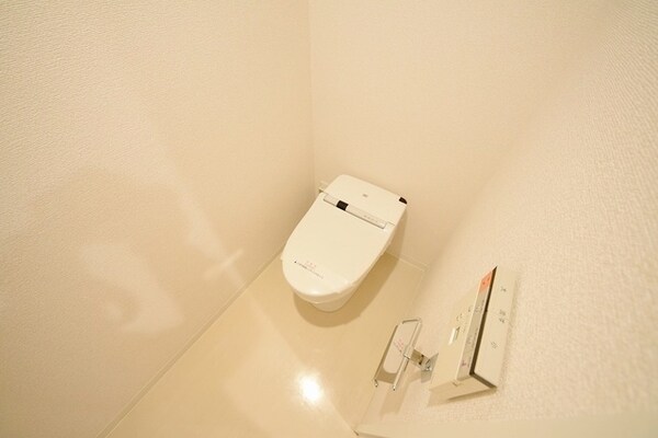 トイレ(★参考写真・部屋により内装が異なります★)