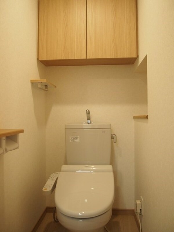 トイレ(お問合せは(株)タウンハウジング東京へ)