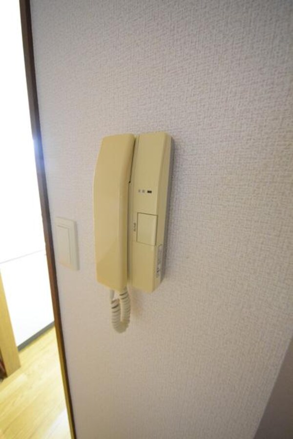 設備(インターホンついてます)