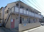礼金ゼロ。周辺は住宅街です。