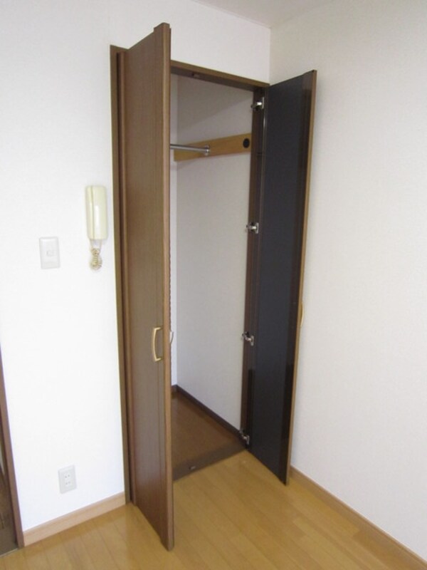 収納(クローゼット完備)