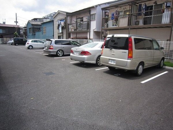 駐車場(駐車場)