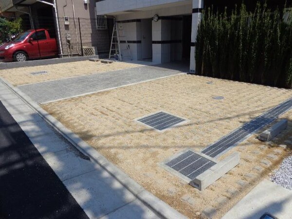駐車場(駐車スペース)