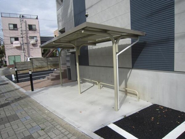 共有部分(自転車置き場有り)