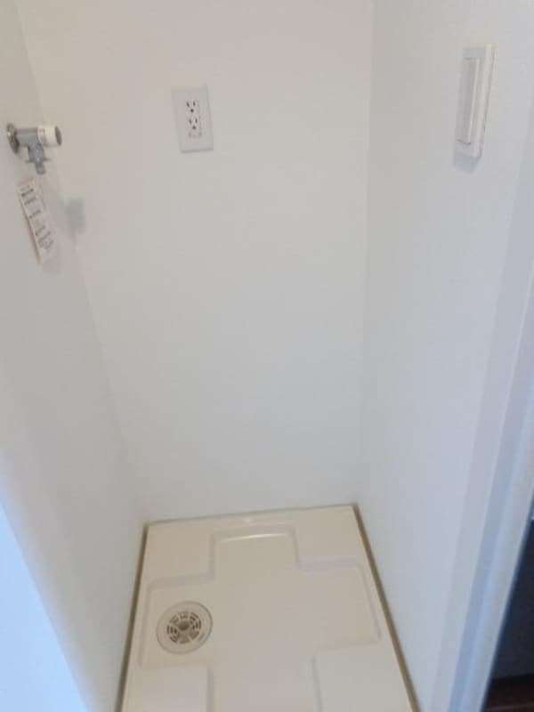 設備(室内洗濯機置場)