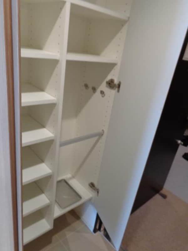 玄関(シューズボックス)