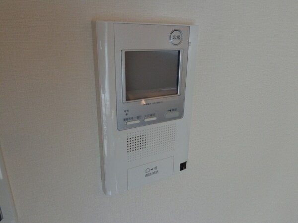設備(TVモニター付きインターホン)