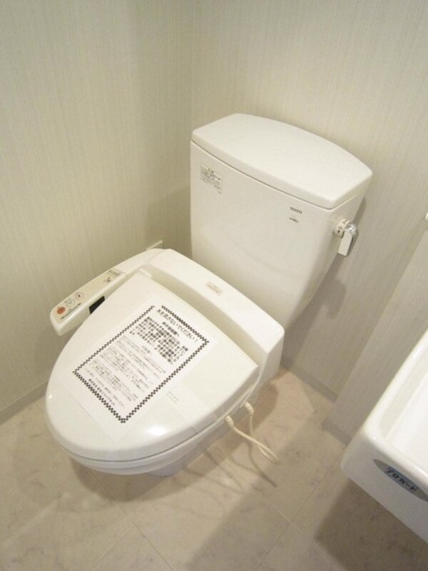 トイレ(トイレ)