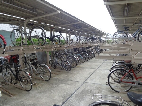 設備(バイク・自転車置場)