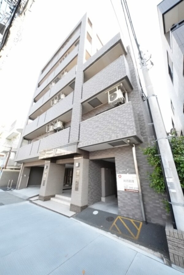 外観(駅徒歩9分)