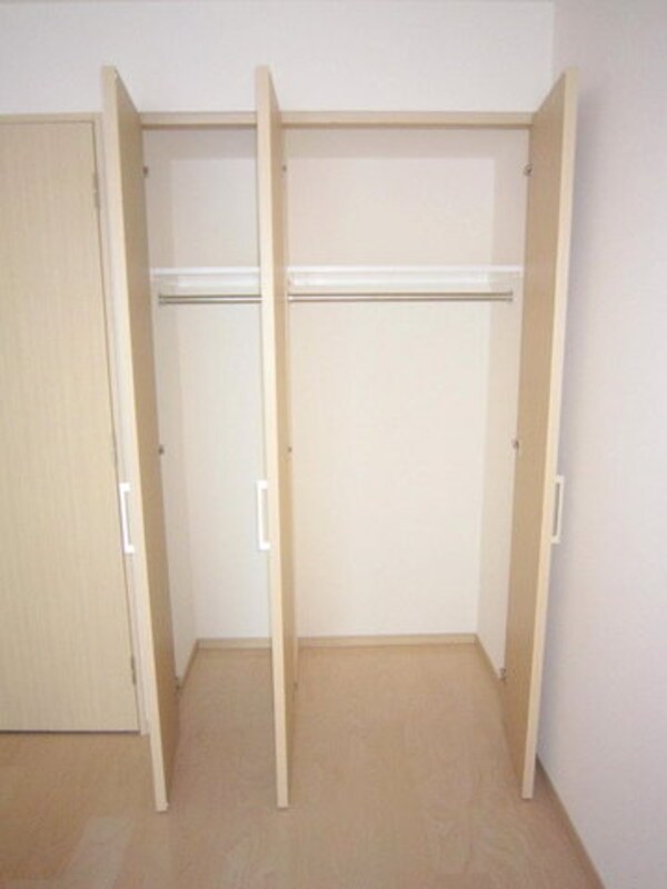 収納(ワイドクローゼット完備)