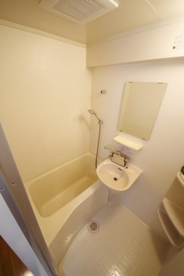 バス／シャワールーム等