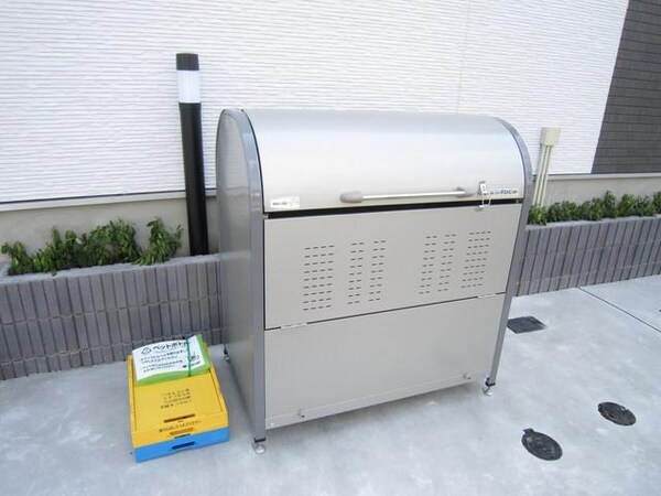 共有部分(敷地内ゴミ置場)