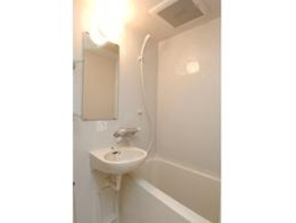 バス／シャワールーム等(浴室)