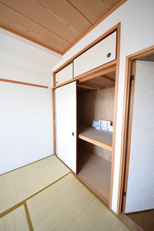 収納(反転タイプになります)