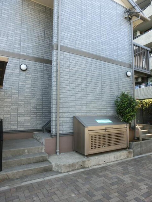 エントランス(エントランス)