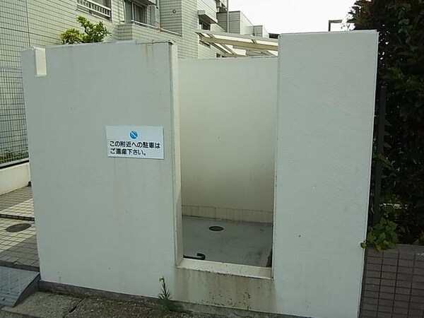 設備(敷地内ゴミ置場)