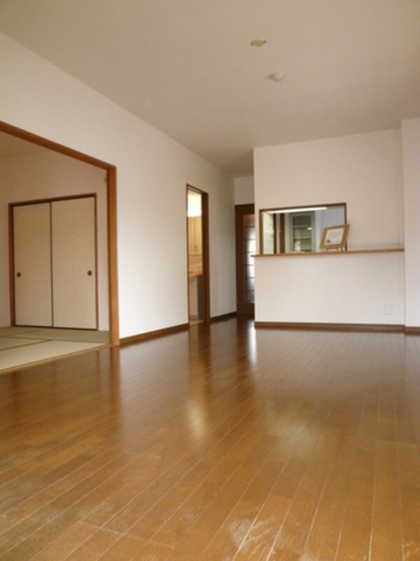 リビング・居室(カウンターキッチン採用です。)