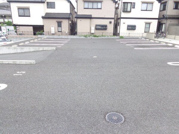 駐車場(駐車場)